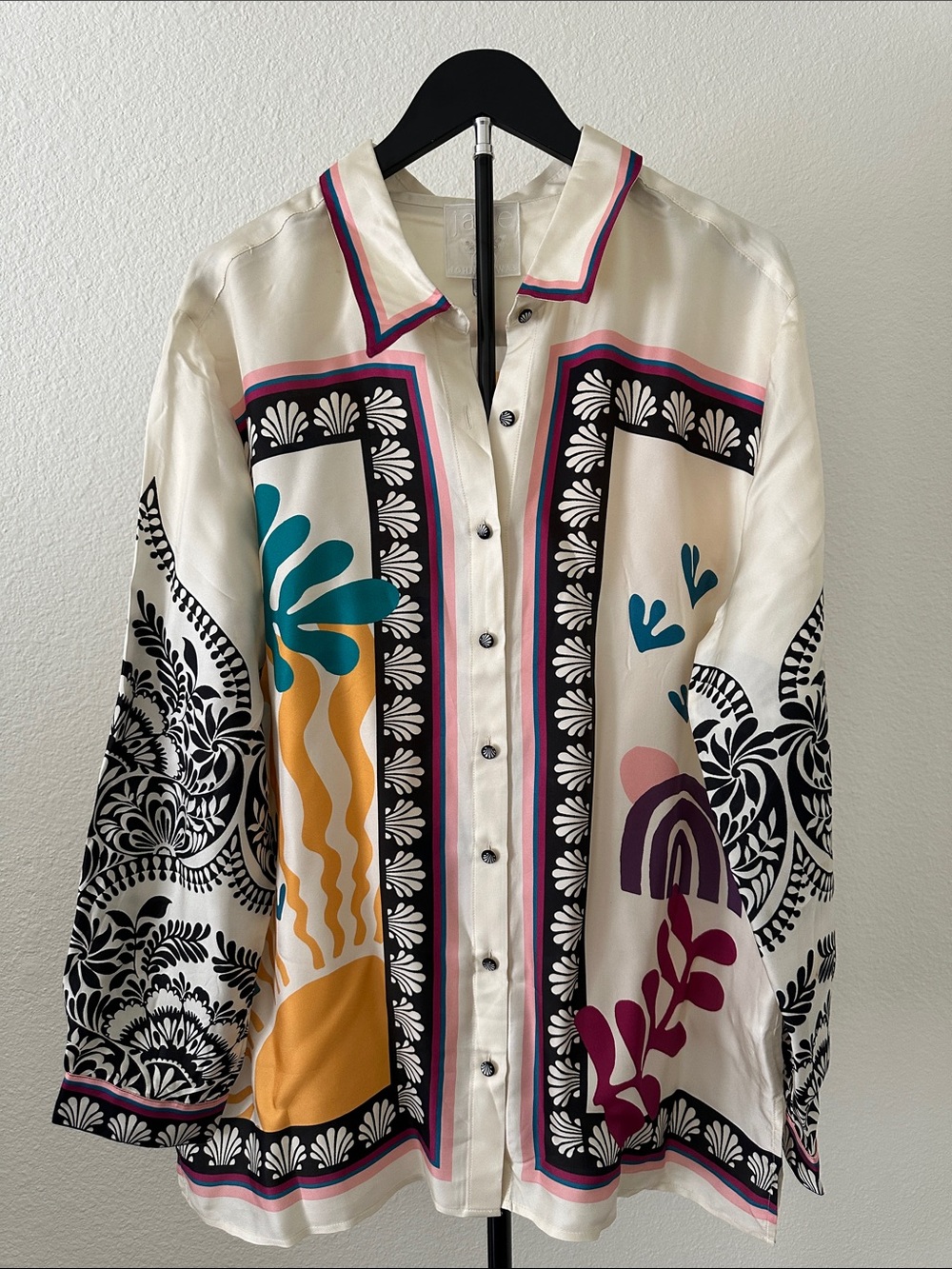 Johnny Was Lorelie Button Down Tunic Silk-Abstract Button-Up Blouse Cream XL NEW - Picture 2 of 7